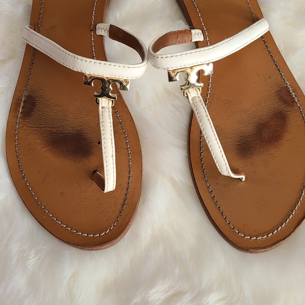 Tory Burch Size 8 White with Gold Logo Sandals